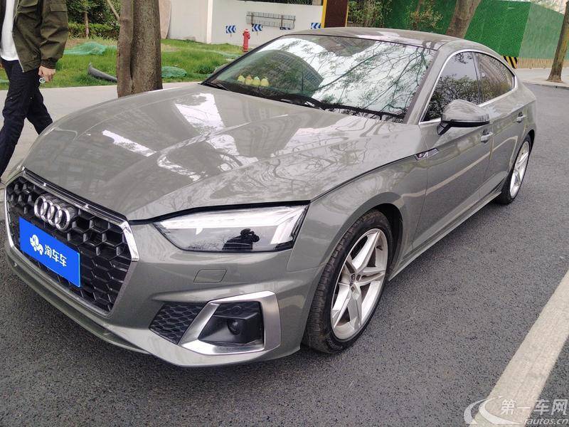 奥迪A5掀背 40TFSI [进口] 2023款 2.0T 自动 汽油 时尚动感型 