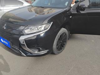三菱欧蓝德 2.0L 自动 改款畅行版 