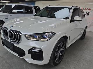 宝马X5 40i 