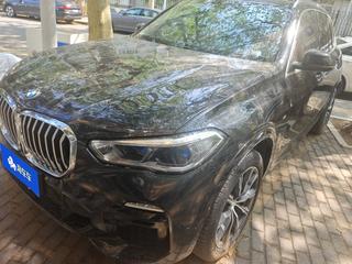 宝马X5 40i 