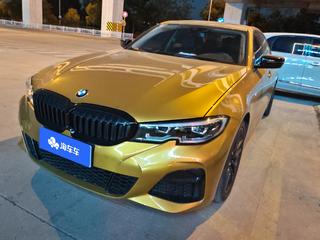 宝马3系 325i 2.0T 自动 M运动曜夜套装 