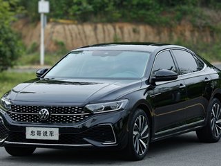 帕萨特 2.0T 330TSI星空尊贵版 