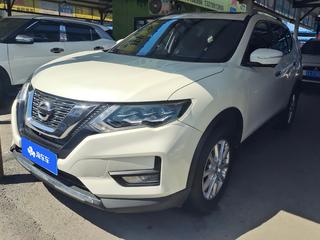奇骏 2.0L 智联舒适版 