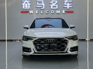奥迪A6L 40TFSI 2.0T 自动 豪华动感型 