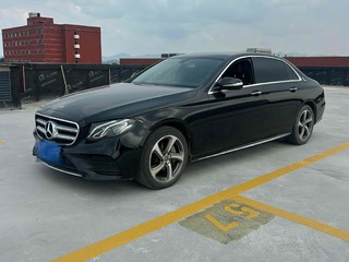 奔驰E级 E300L 2.0T 自动 运动时尚型 