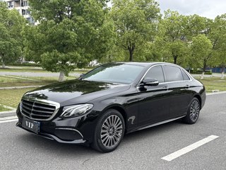 奔驰E级 E300L 运动时尚型改款 