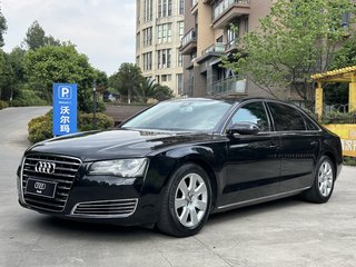 奥迪A8L 45 3.0T 自动 舒适型 