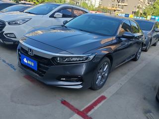 雅阁 1.5T 260TURBO豪华·星空限量版 