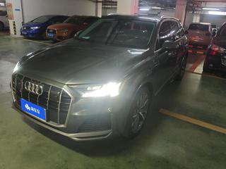 奥迪Q7 55 3.0T 自动 运动型quattro-S-line 