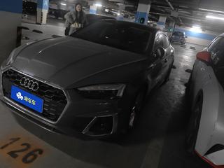 奥迪A5掀背 40TFSI 2.0T 自动 时尚动感型 