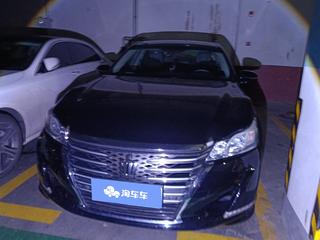 丰田皇冠 2.5L 