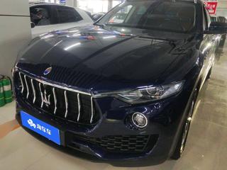 玛莎拉蒂Levante 3.0T 