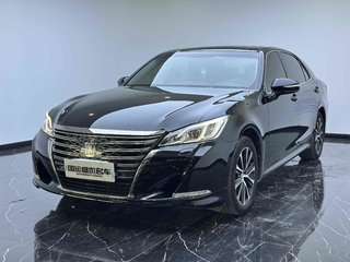 丰田皇冠 2.0T 自动 时尚版 