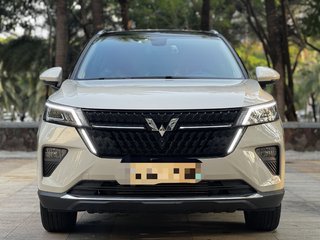 五菱星辰 1.5T 自动 星曜版 