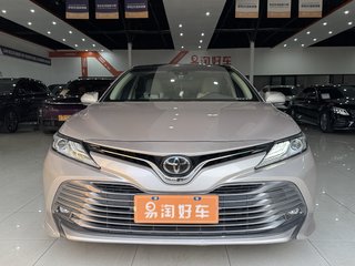 丰田凯美瑞 Q 2.5L 自动 旗舰版 
