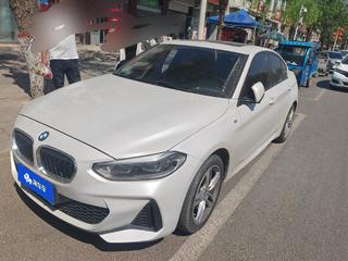宝马1系 120i 1.5T 自动 M运动套装 