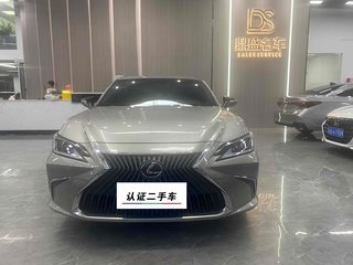 雷克萨斯ES 300h 2.5L 自动 卓越版 
