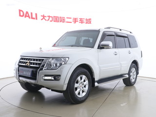 三菱帕杰罗 V93 3.0L 自动 五门GLS中东版平行进口 