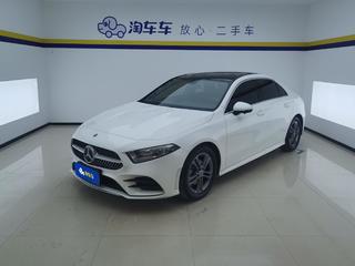 奔驰A级 A180L 1.3T 自动 运动轿车 