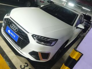 奥迪A4L 40TFSI 2.0T 自动 时尚动感型 