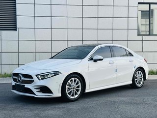 奔驰A级 1.3T 