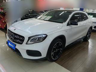 奔驰GLA 220 2.0T 自动 运动型 