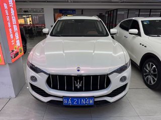 玛莎拉蒂Levante 3.0T 