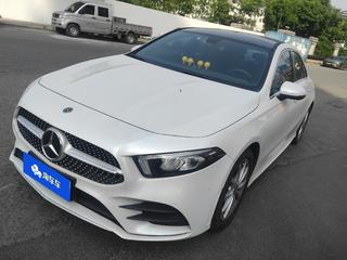 奔驰A级 1.3T 