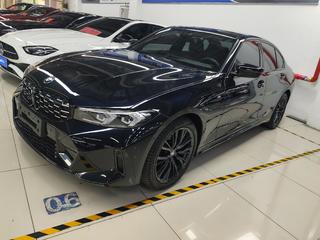 宝马3系 325i 2.0T 自动 M运动曜夜套装 