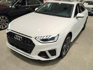 奥迪A4L 40TFSI 