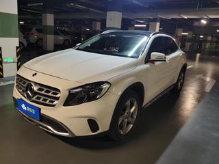 奔驰GLA 200 1.6T 自动 动感型 