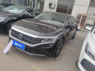 帕萨特 2.0T 330TSI尊贵版 