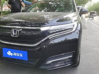 本田UR-V 2.0T 自动 370TURBO尊贵版 