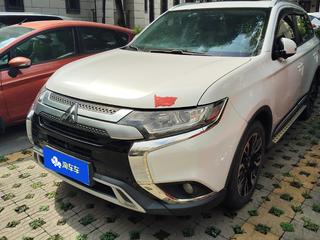 三菱欧蓝德 2.0L 