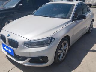 宝马1系 1.5T 