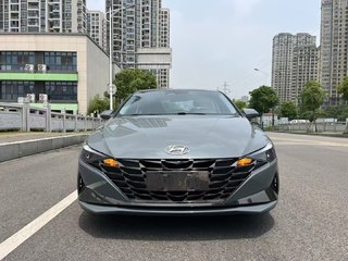 现代伊兰特 1.5L 自动 LUX尊贵版 