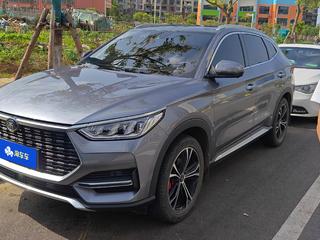 比亚迪宋PLUS 1.5T 自动 尊贵型 