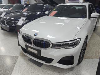 宝马3系 325Li 2.0T 自动 M运动套装 