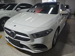 奔驰A级 1.3T 