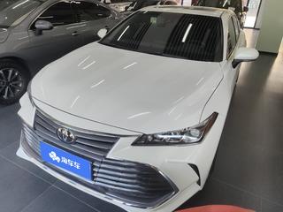 丰田亚洲龙 2.0L 自动 豪华版 