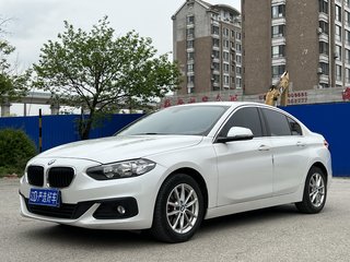 宝马1系 118i 1.5T 自动 改款时尚型 