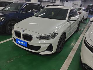宝马1系 120i 1.5T 自动 M运动套装 