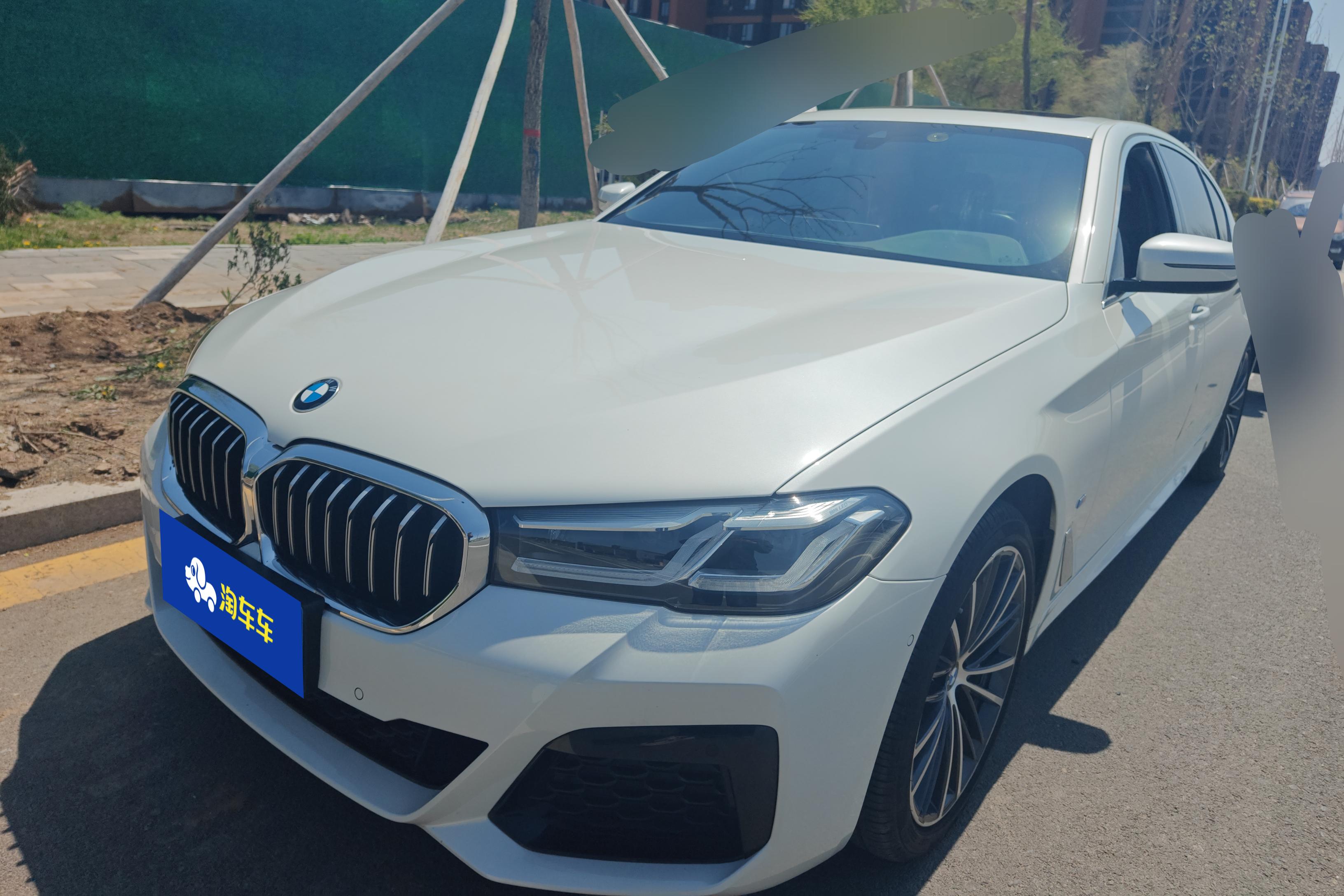 宝马5系 530Li 2022款 2.0T 自动 汽油 xDrive改款二M运动套装 价格0万