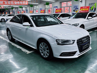 奥迪A4L 35TFSI 2.0T 自动 标准型 