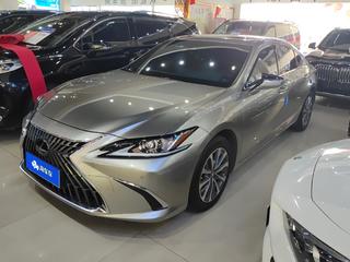 雷克萨斯ES 200 2.0L 自动 豪华版 