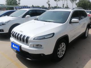 吉普自由光 2.0L 自动 优越版 