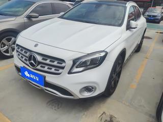 奔驰GLA 220 2.0T 自动 时尚型 