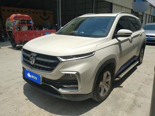宝骏530 1.5T 自动 豪华型 