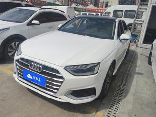 奥迪A4L 40TFSI 2.0T 自动 时尚动感型 