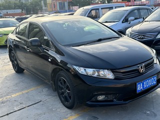思域 EXi 1.8L 十周年纪念舒适版 
